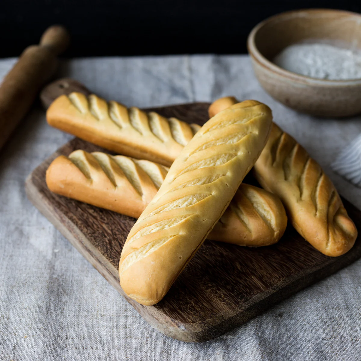 https://www.laboulangere-uk.com/wp-content/uploads/2025/02/LL_Baguettes.webp
