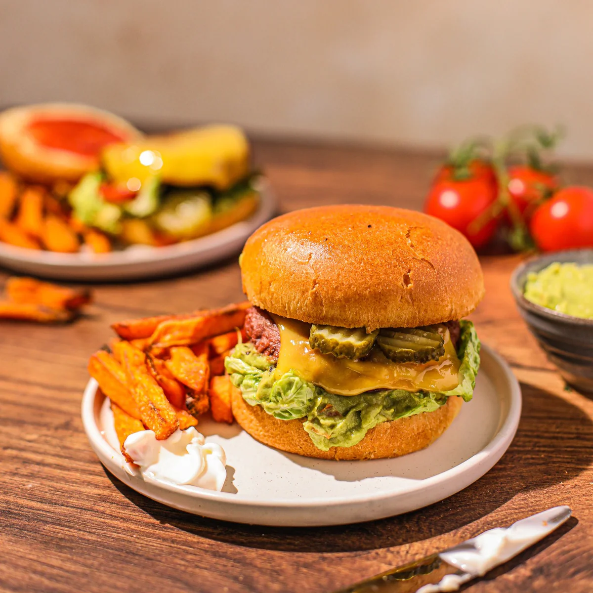https://www.laboulangere-uk.com/wp-content/uploads/2025/03/Long_Life_Brioche_Burger_Bun4.webp